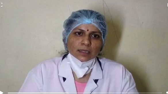 महिला नर्स अनिता